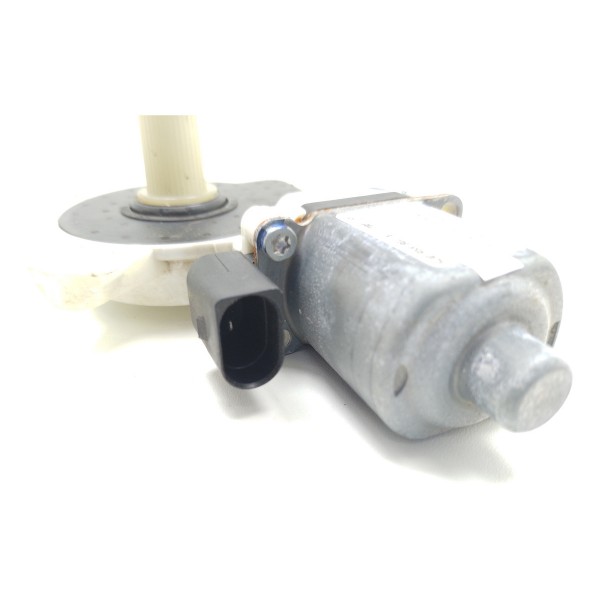 Motor Do Vidro Dianteiro Esquerdo Vw Saveiro 1.6 2021