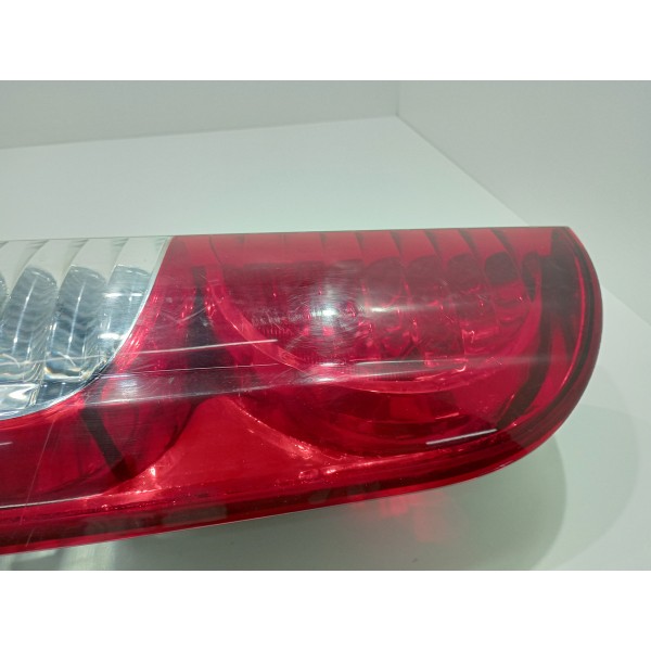 Lanterna Traseira Direita Para Recuperar Fiorino 1.4 2020