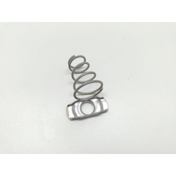 Trava Mola Da Valvula Termostatica Fiat Fiorino 1.4 2020