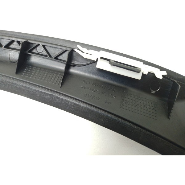 Friso Do Parabrisa Lado Direito Peugeot 308 1.6 2013