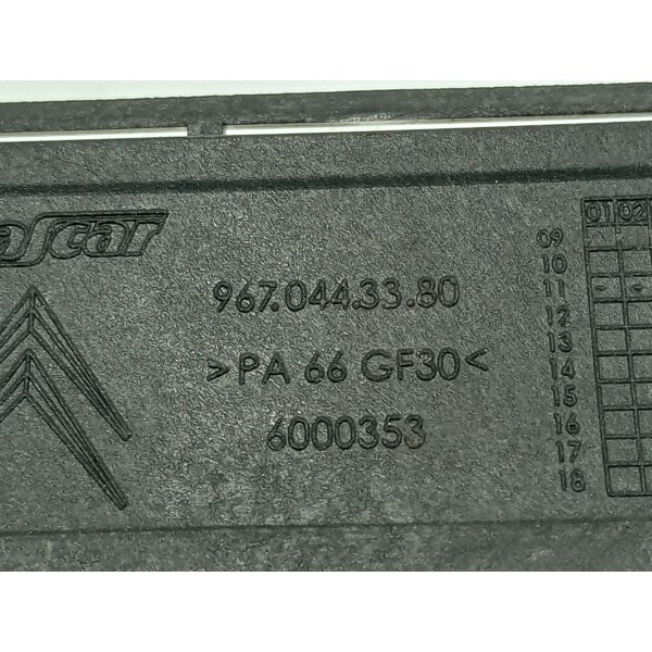 Guia Spoiler Traseiro Esquerdo Citroen C3 Aircross 2012
