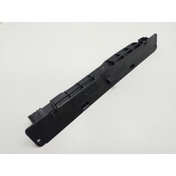 Guia Spoiler Traseiro Direito Citroen C3 Aircross 2012