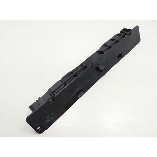 Guia Spoiler Dianteiro Direito Citroen C3 Aircross 2012