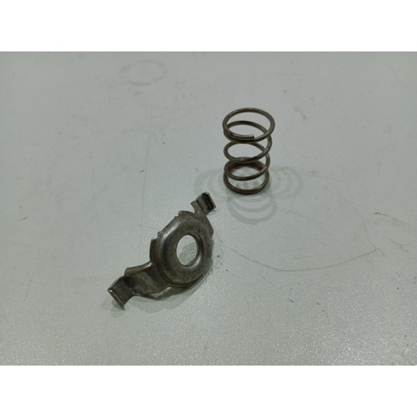 Trava Mola Da Valvula Termostatica Peugeot 308 1.6 2013