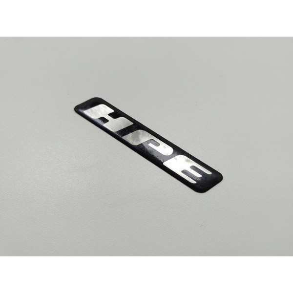 Emblema Logo Mitsubishi Pajero Triton Modelo Hpe  Usado