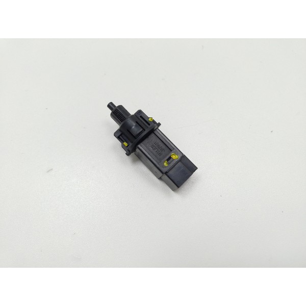 Sensor Interruptor Pedal Central Nissan Versa Kikcs