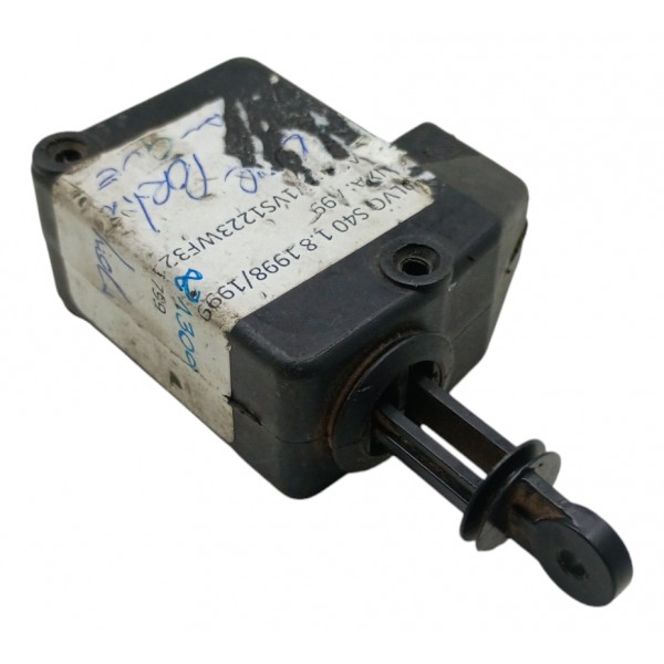 Motor Trava Portinhola Tanque Volvo S40 1998 1999 Usado