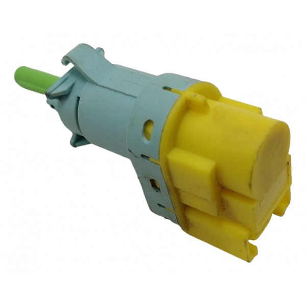 Sensor Interruptor Pedal Central Fiat Mobi 2018 2022 Usado