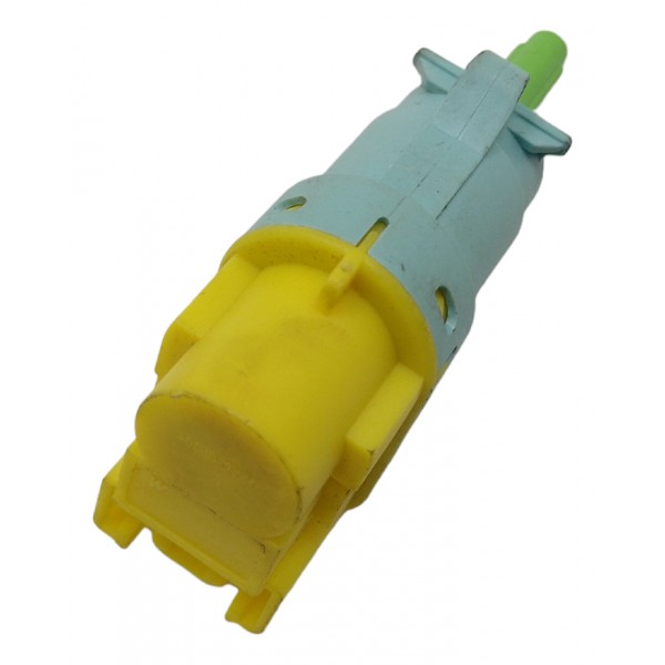 Sensor Interruptor Pedal Central Fiat Mobi 2018 2022 Usado