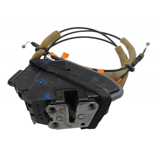 Fechadura Porta Dianteira Direita Nissan Sentra 2014 Usado