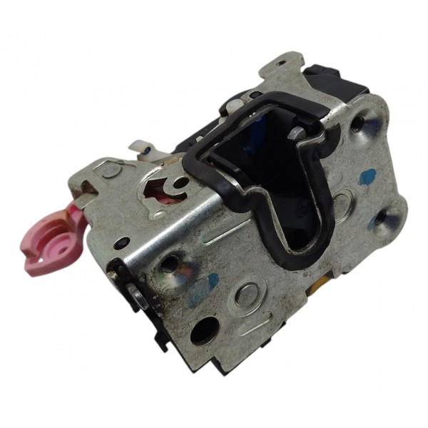 Fechadura Porta Traseira Esquerda Duster Orochi 2020 Usado