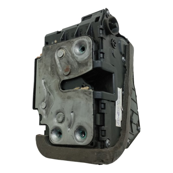 Fechadura Porta Traseira Direita Gm Onix 2019 Usado
