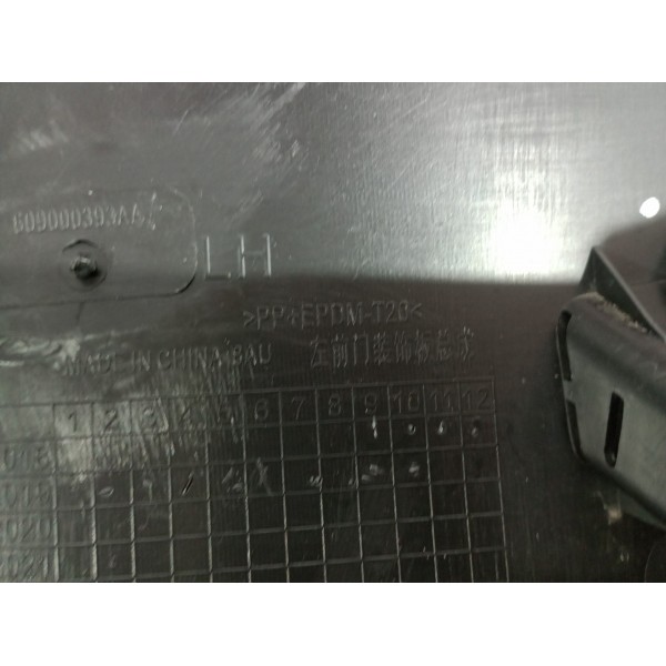 Moldura Porta Dianteria Esquerda Tiggo 5x 2019 2021 Usado