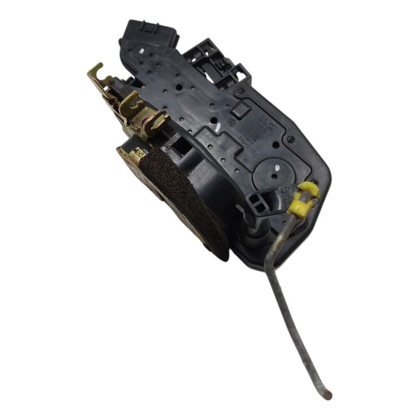 Fechadura Porta Dianteira Direita Nissan Sentra 2008 Usado
