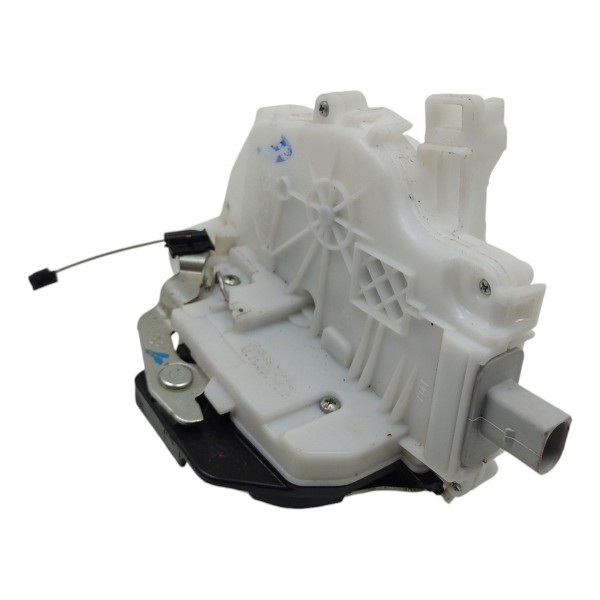 Fechadura Porta Dianteira Direita Vw Saveiro 2021 Usado