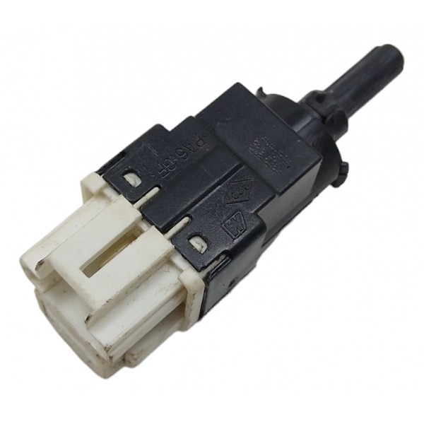 Sensor Interruptor Pedal Central Sandero Duster 2020 Usado