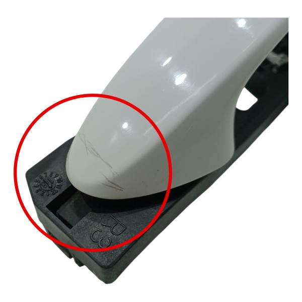 Maçaneta Externa Porta Direita Ford Ka 2015 2021 Usado