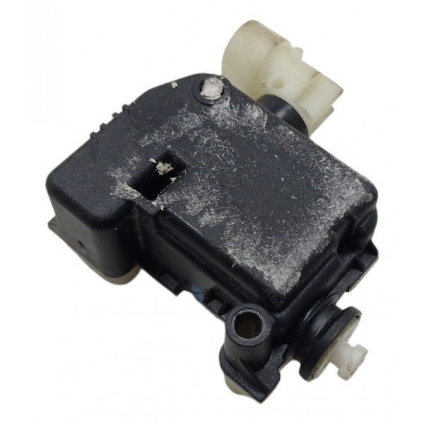 Trava Portinhola Do Tanque Gm Tracker 2018 Usado