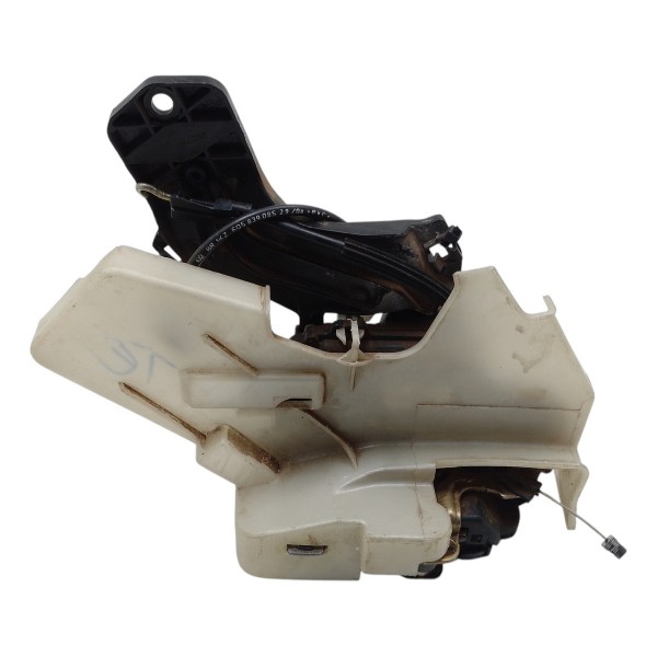 Fechadura Porta Traseira Esquerda Vw Polo 2005 Usado