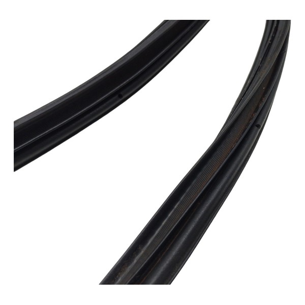 Borracha Comforto Vedação Porta Mala Gm Spin 2014 2018 Usado