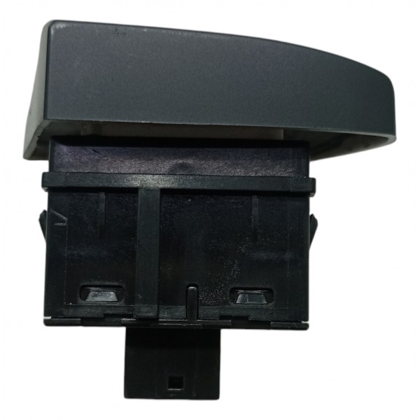 Botão Interruptor Porta Mala Gm Onix Prisma 2013 2019 Usado