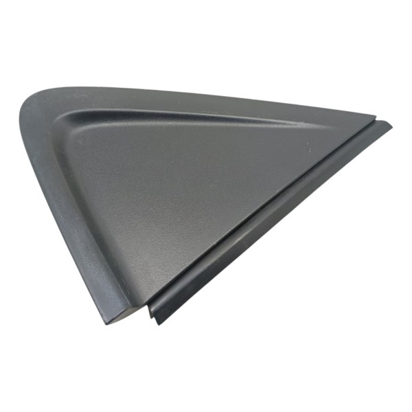 Moldura Lateral Porta Traseira Gm Onix 2020 2023 Hatch Usado