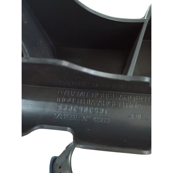 Guia Suporte Parachoque Traseiro Peugeot 307 Sedan Usado