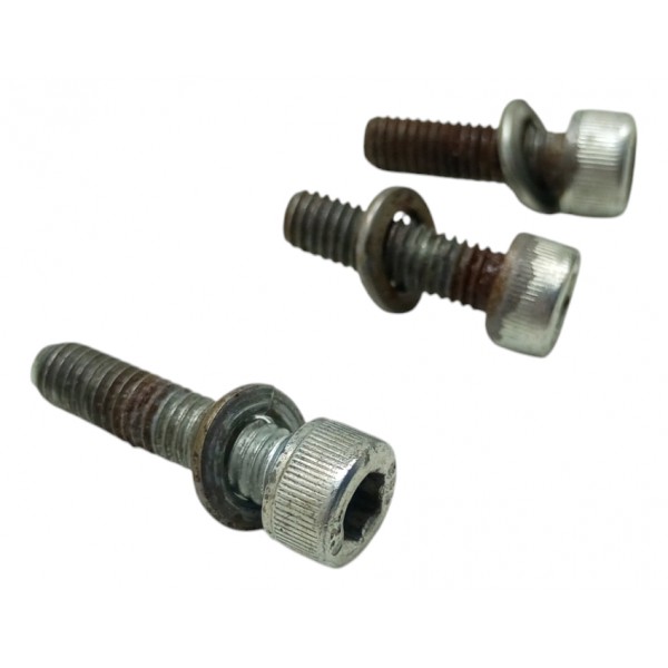 Parafuso Da Valvula Termostatica Ford Ka 2008 2013 Usado