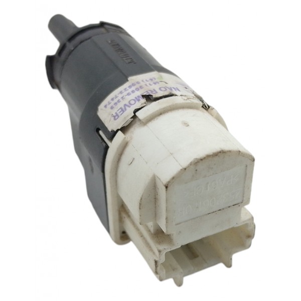 Interruptor Pedal Central Renault Duster 2020 Usado