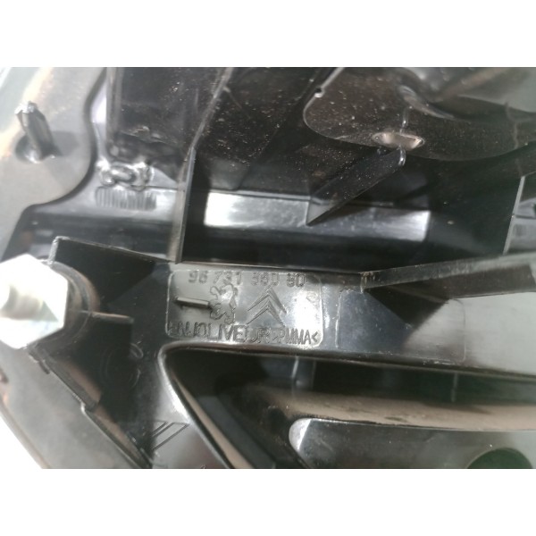 Lanterna Da Tampa Traseira Citroen C4 Picasso 2009-14 Usado